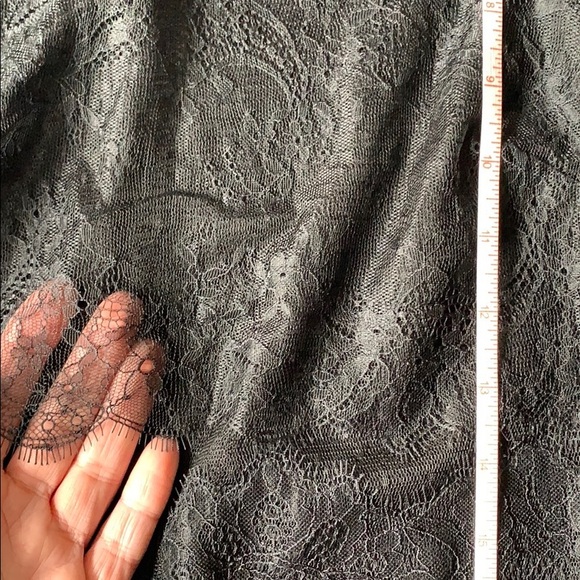 BCBG Max Azria lace t shirt in XXS - Picture 2 of 10